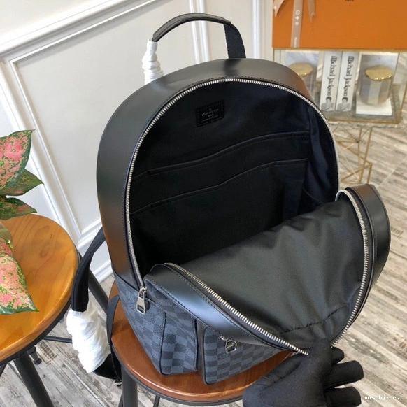 WIS JOSH Vuitton Louis 1202